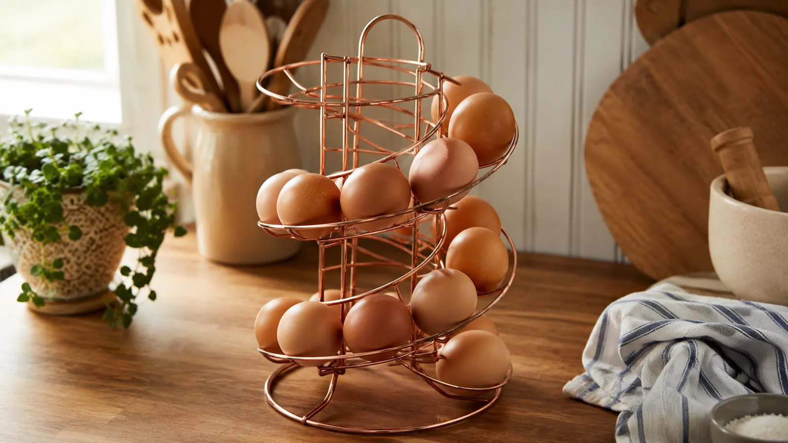 How to Store Fresh Chicken Eggs